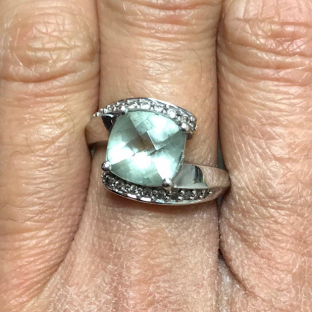 ‼️SALE‼️‼️Genuine green amethyst W/ solid 10K WG